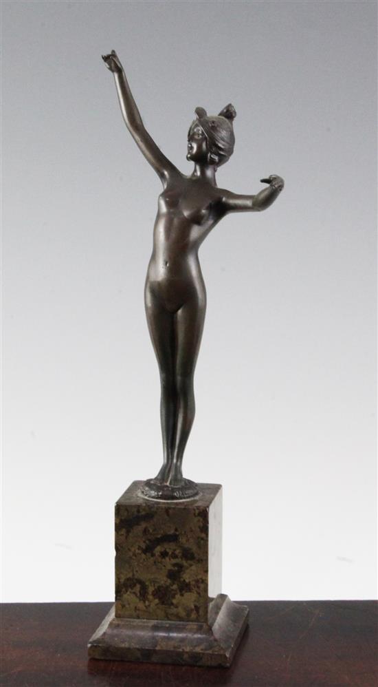 An Art Nouveau bronze figure of a standing female nude, 11in.